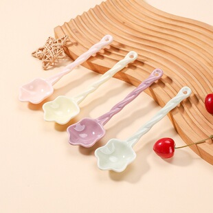 陶瓷星星勺子麻花手柄家用宿舍办公高颜值长柄吃饭喝汤匙甜品调羹