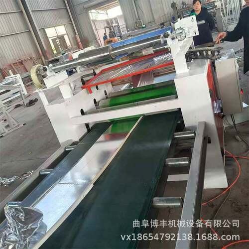 自带背胶铝箔复合机 泡沫保温板材覆膜机 XPS挤塑板铝膜覆膜机器