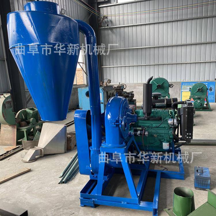 大型700型柴油机带动齿盘粉碎机厂家除尘是饲料粉碎机报价