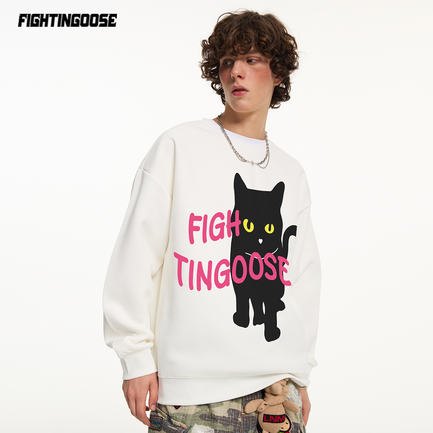 卡通趣味猫咪字母印花圆领卫衣