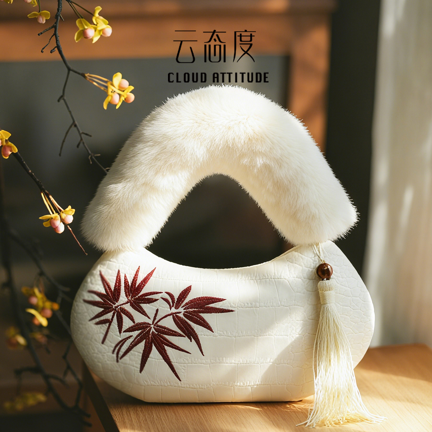 云态度高级感新中式国风手拿包