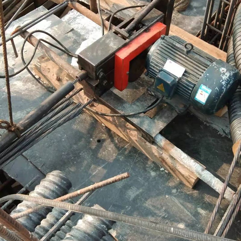 预应力穿线钢绞线穿束机智能钢筋BT梁箱建筑桥梁穿梭机自动高速机