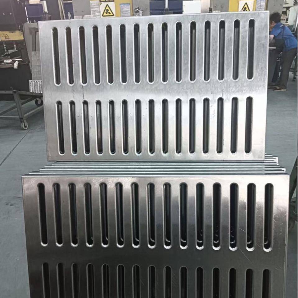 工厂地沟板盖板尺寸款式均可定沟槽防滑防雨304不锈钢排水沟盖板