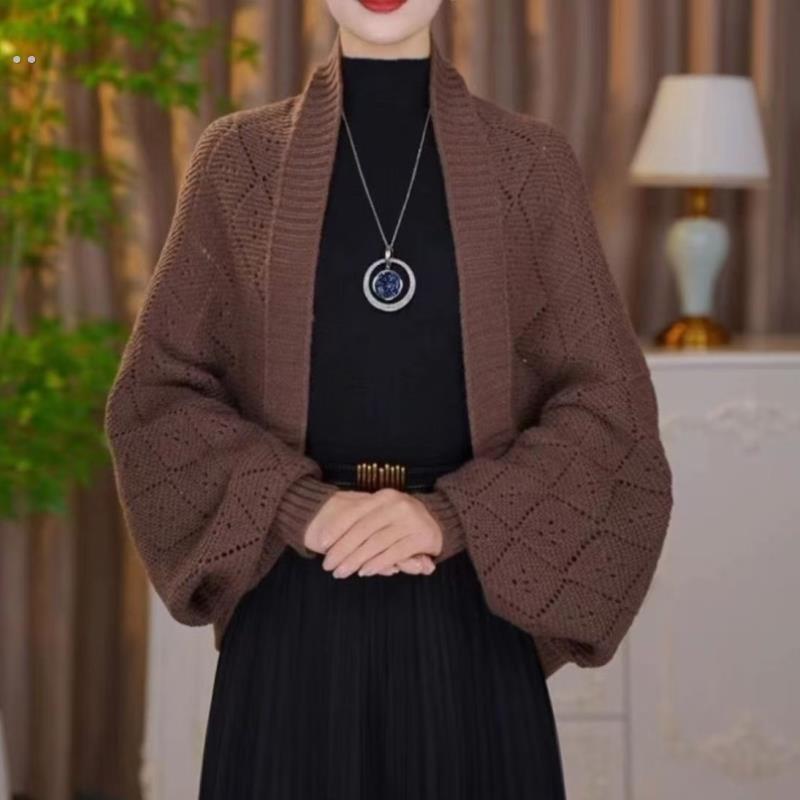 2025春秋新款时尚针织密织方格披肩镂空气质开衫百搭慵懒保暖潮