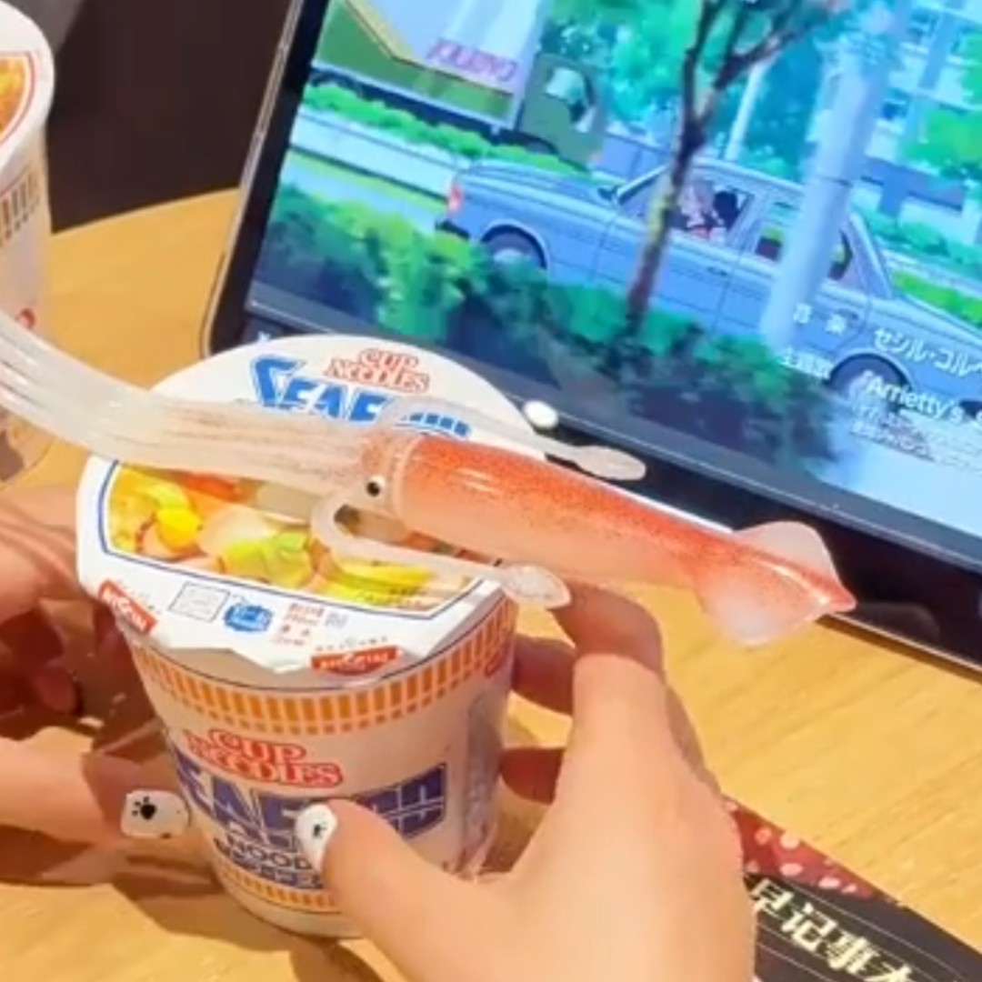 小红书同款日清鱿鱼叉乌贼趣味创意拟物叉子日料搞怪餐具面条餐具