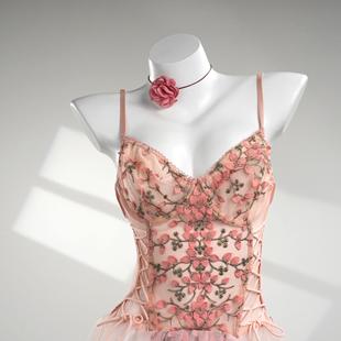 月光盒【90-210斤】大码纯欲甜美碎花镂空性感吊带新款女士睡裙