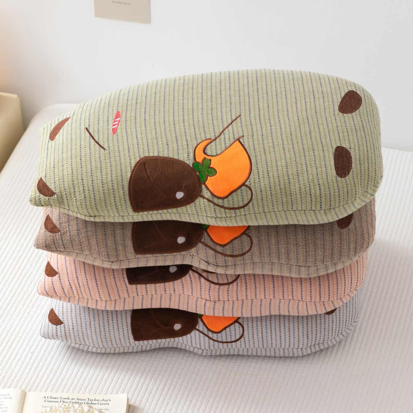 卡通卡皮巴拉全棉双层纱荞麦枕头儿童3-6岁小孩学生午睡抱枕枕芯