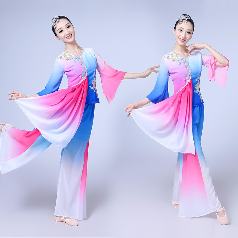 秧歌服2021新款演出服中老年广场舞扇子舞伞舞古典舞蹈表演服装女