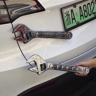 搞怪大扳手车e尾部挂件车外离谱摆件车载后备箱车后装饰汽车内饰