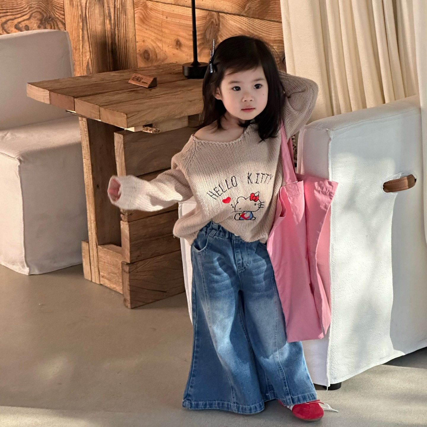 2026春秋季新款童装韩版女童刺绣毛衣一字肩套头韩版童装毛衣针织