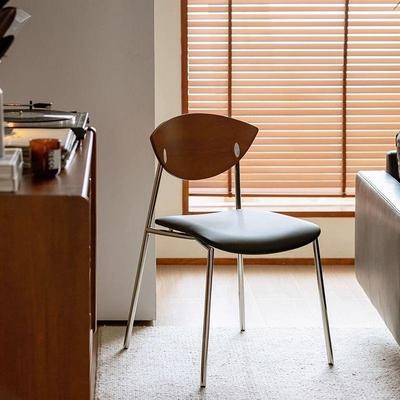 法尼中古餐椅实木靠背蚂蚁飞鸟设计师创意ins北欧家用餐桌铁艺椅