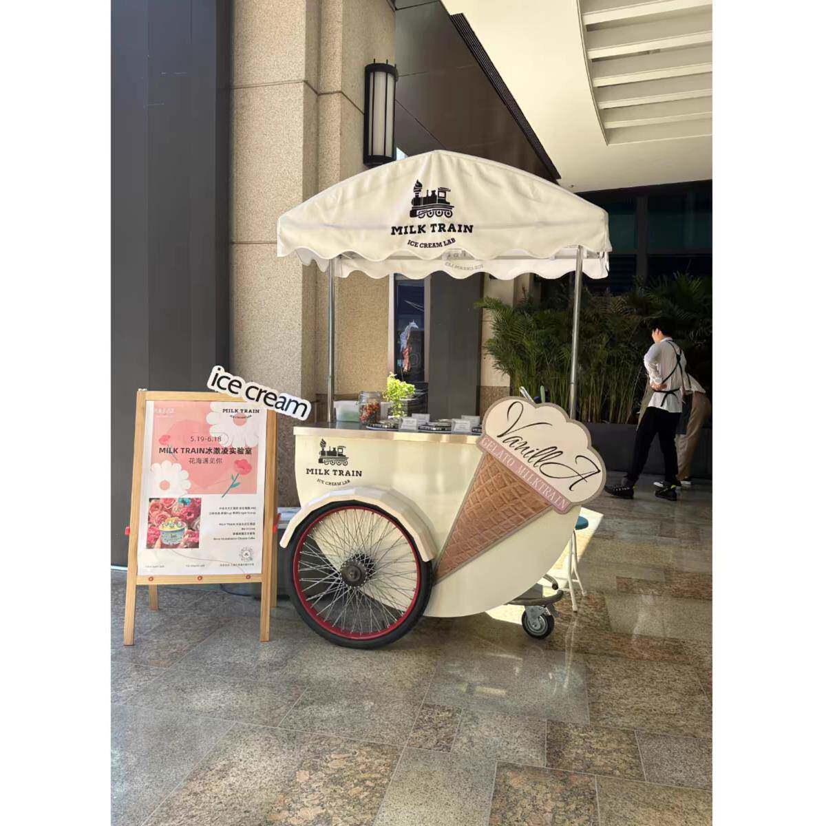 户外市场展示可移动手推车购物中心商店排水餐车商业活动展示装饰