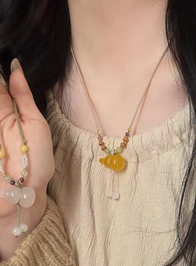天然玉髓葫芦吊坠项链毛衣链女款