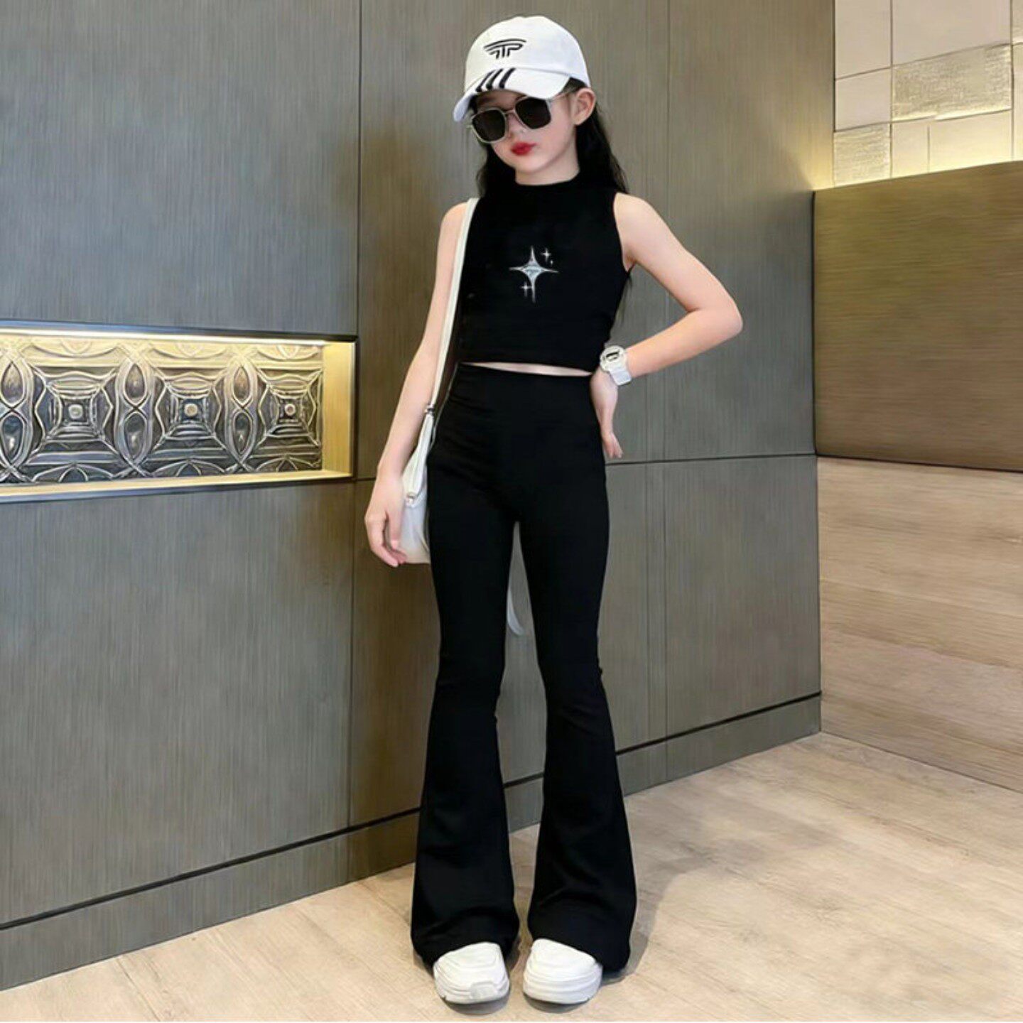 爵士舞女童喇叭裤显瘦紧身儿童形体走秀瑜伽裤儿童舞蹈服黑色套装