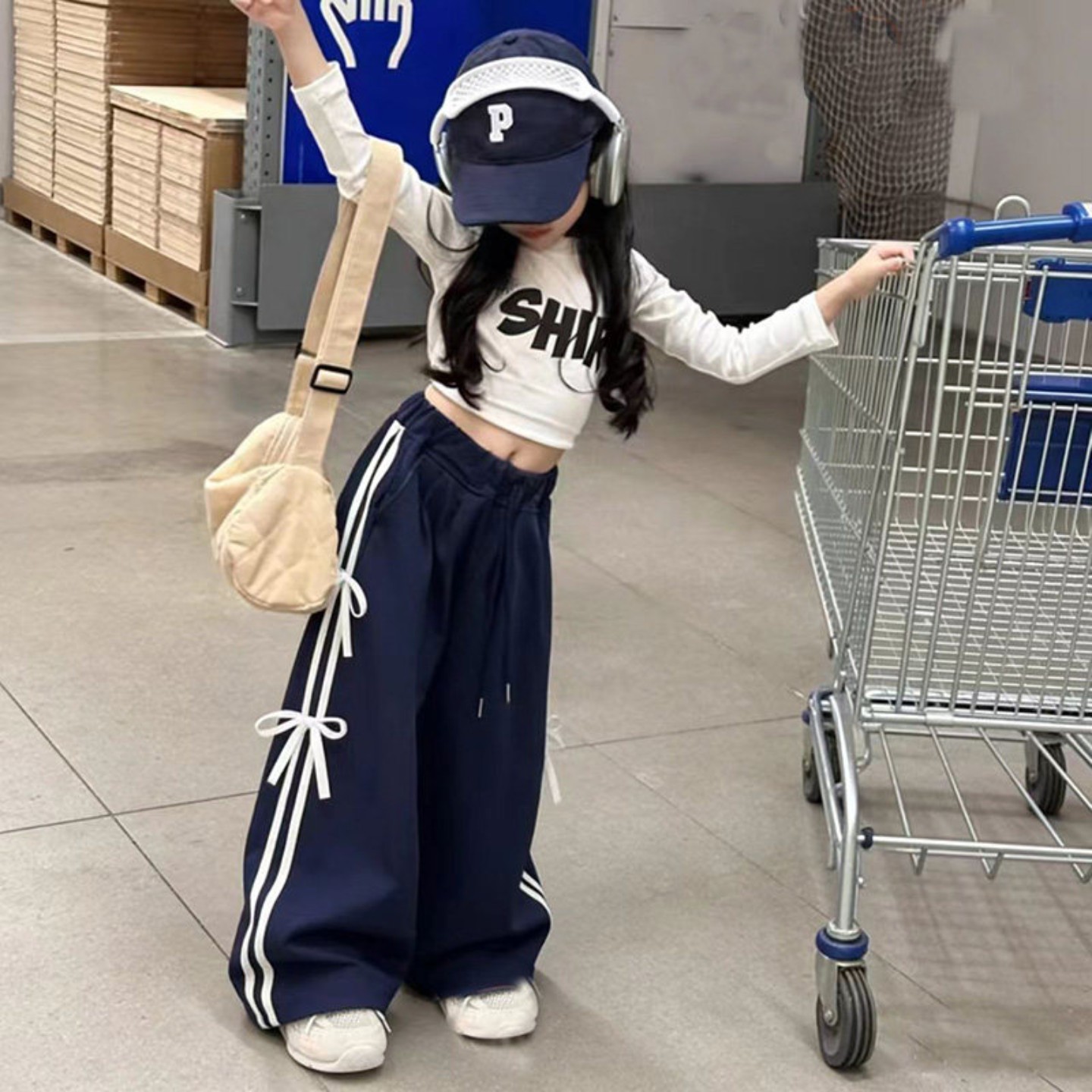 女童爵士舞街舞长袖演出服炸街