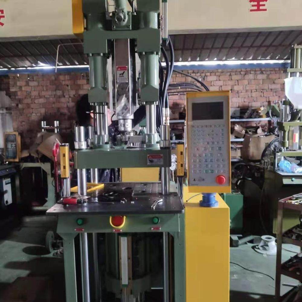 宁波全自动立式注塑机数据线材模具加工塑料机械设备免费试模