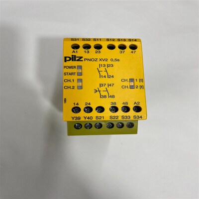 皮尔兹774504安全继电器PNOZXV2,实物图,成色