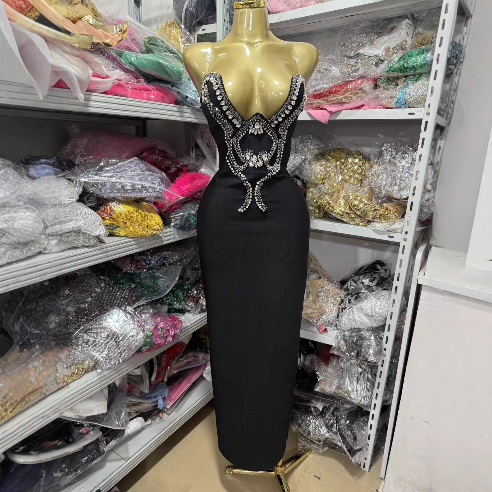 外贸时尚黑色镶钻饰露背抹胸显瘦紧身开叉及地连衣裙聚会礼服