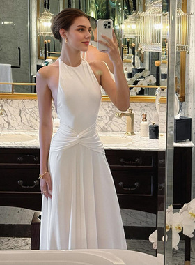 C25DS017跨境新款欧美女装气质优雅纯色挂脖露背缩褶收腰连衣裙