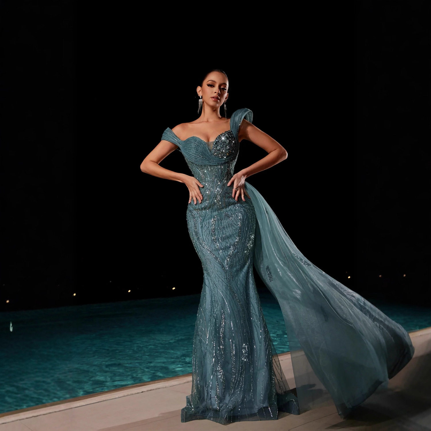 外贸蓝色优雅吊带无袖晚礼服轻奢高端主持婚礼宴会鱼尾裙走秀礼服