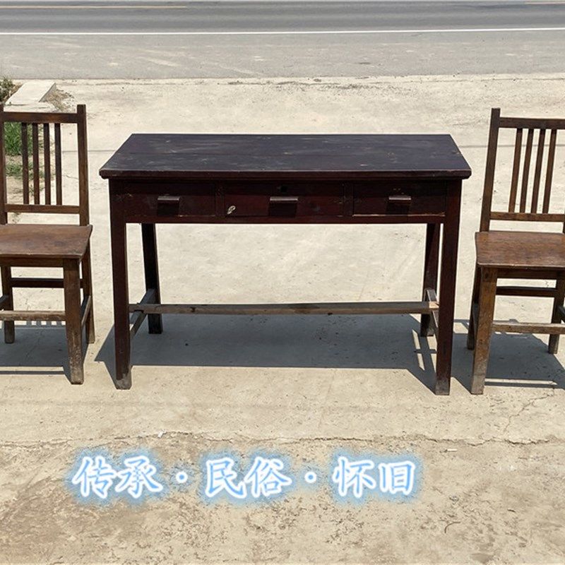 民俗怀旧老物件六七十年代旧桌椅老桌校复古老书桌习桌椅