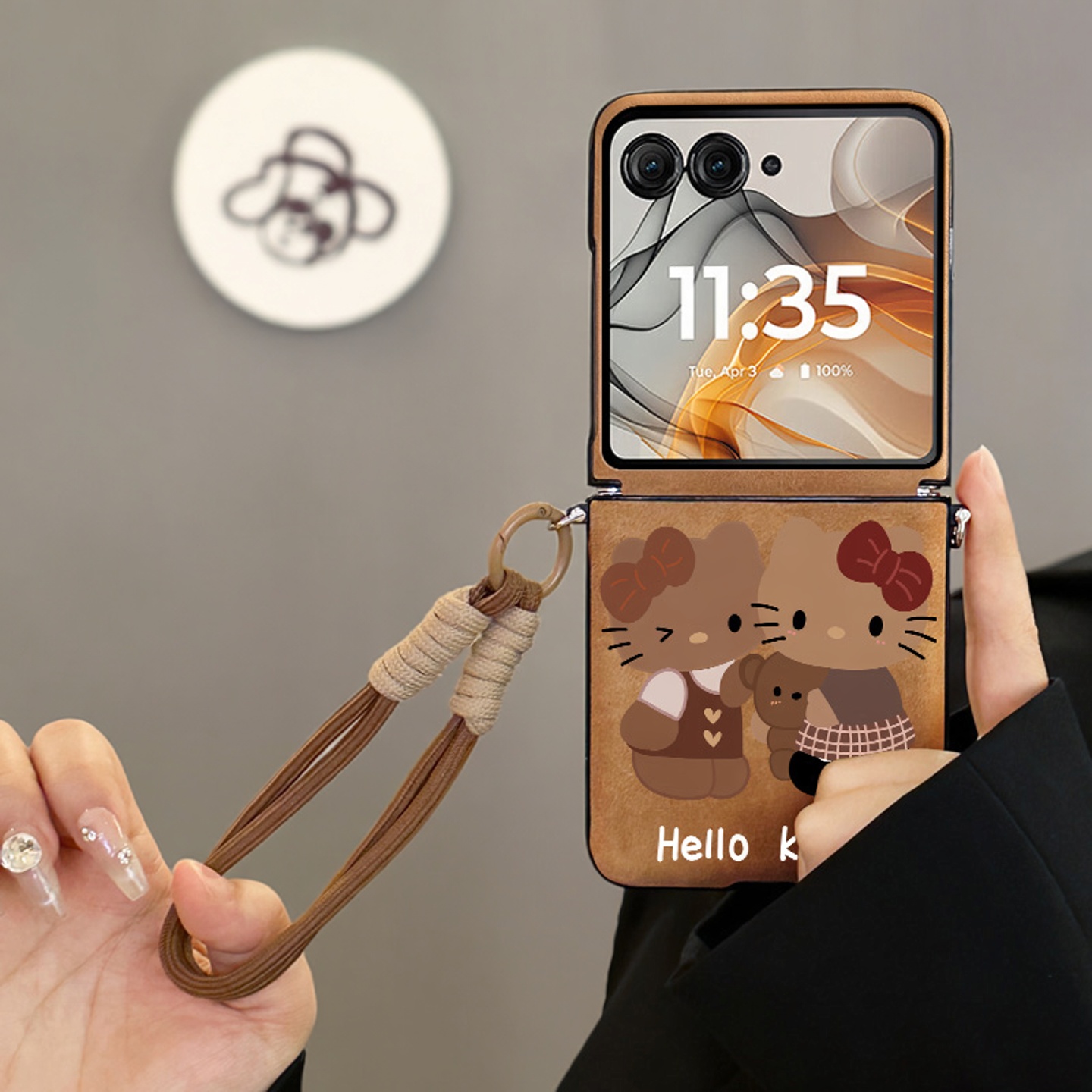 适用于摩托罗拉razr60手机壳新款卡通KT猫秋冬毛绒motorazr60的折叠屏外壳羊巴皮50全包高级感女斜挎带挂绳