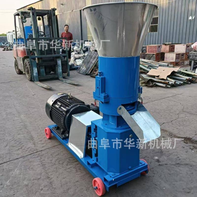 养殖饲料机家用型颗粒饲料机养兔子用平模造料机青草玉米饲料机