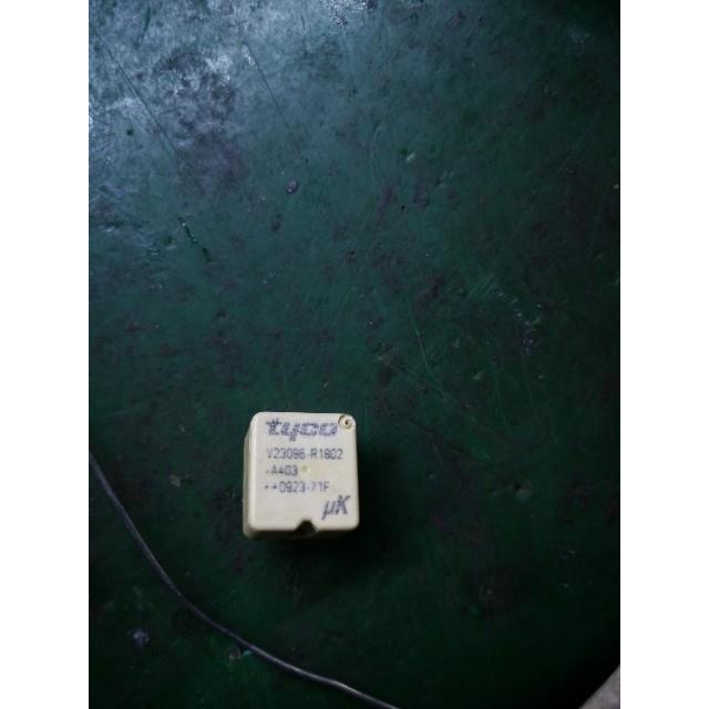 V23086-R1802-A403 汽车易损件继电器 现货