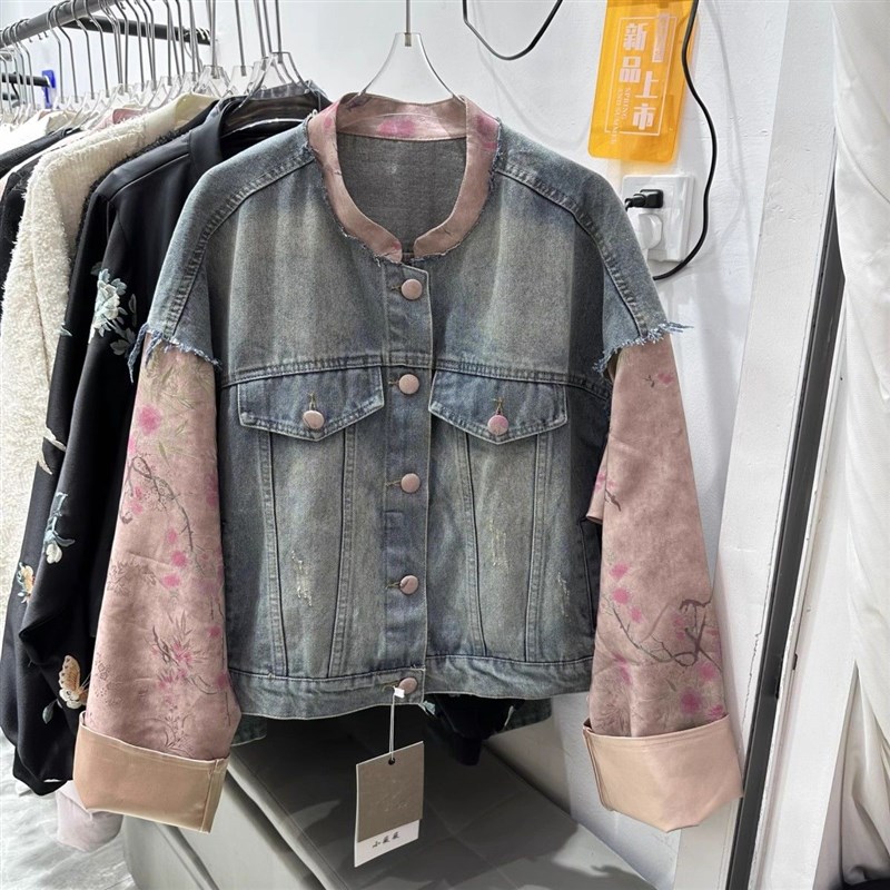 国风撞色拼接牛仔外套女2024春季新款宽松复古提花缎面夹克上衣潮