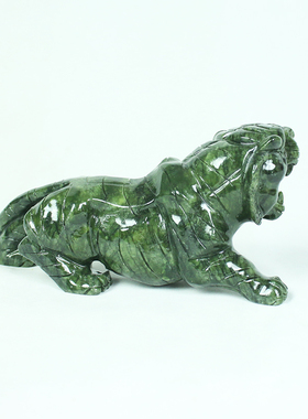 天然玉石老虎摆件青玉虎上山虎虎生威生肖招財补角家居客厅装饰品