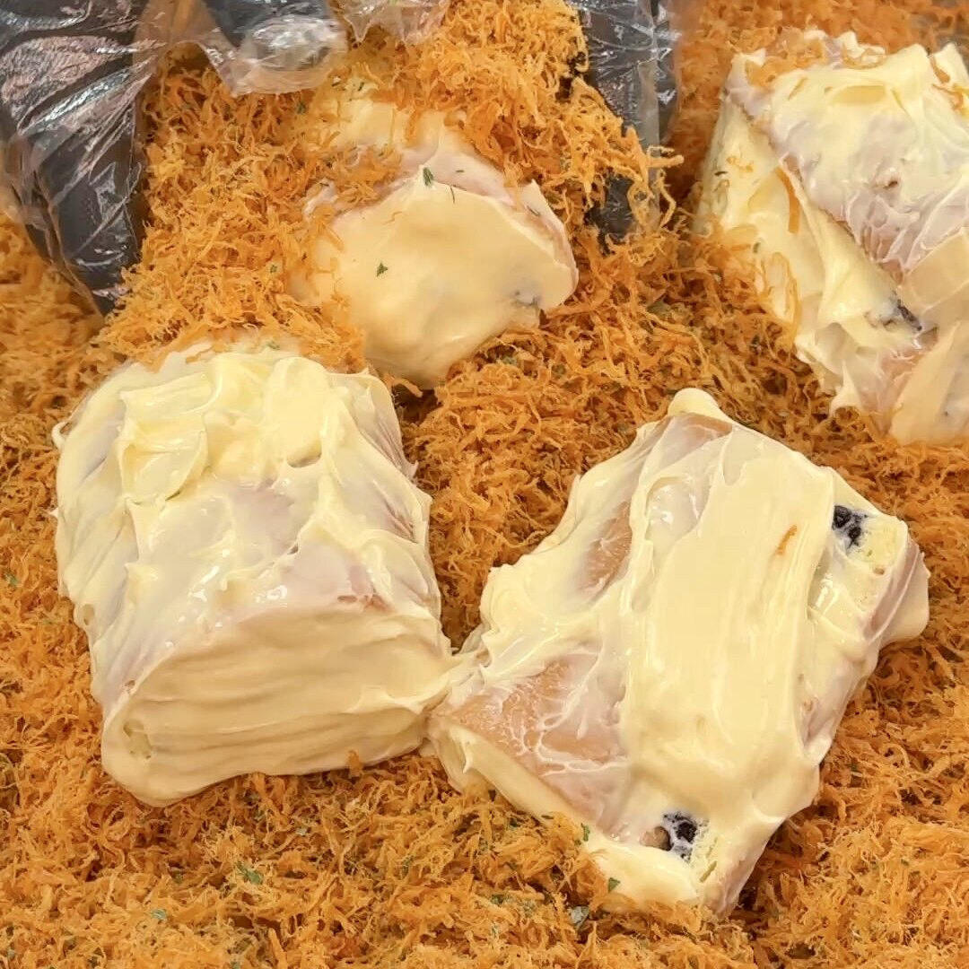 酱多到溢出！虎皮香松夹心蛋糕卷图片