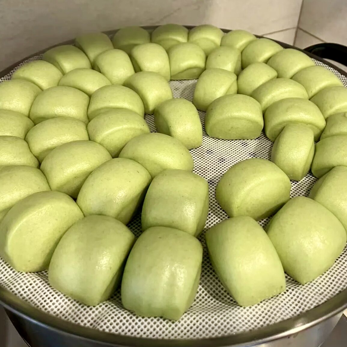 鲜蔬羽衣甘蓝小餐包牛乳软馒头便携居家充饥即食休闲早餐面点零食