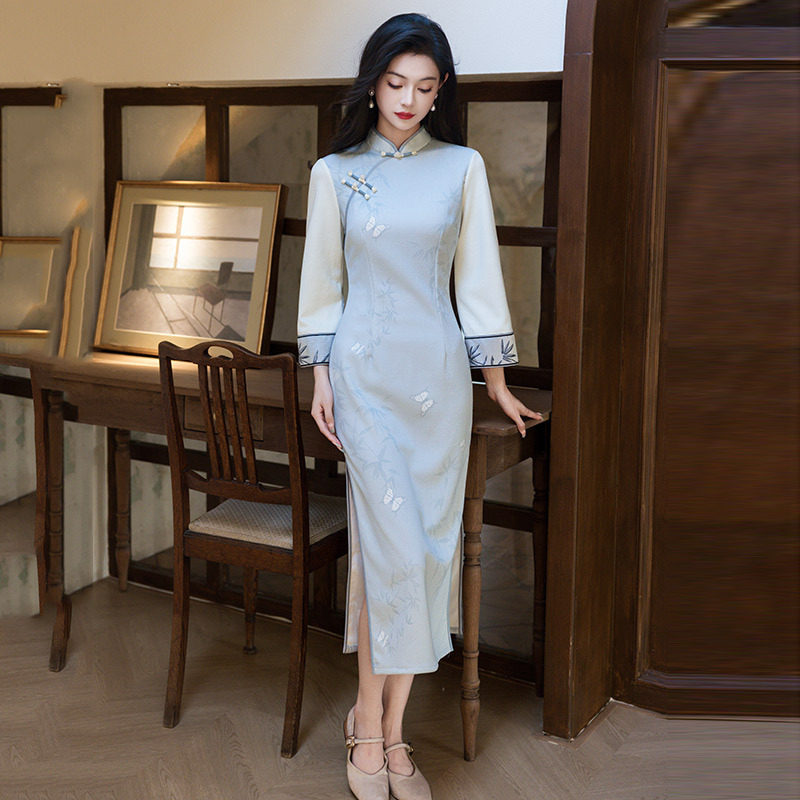 2026新款蓝色国风倒大袖新中式长款长袖旗袍改良年轻款女高级