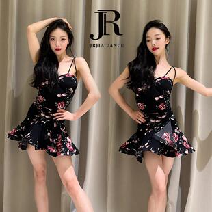 贾。舞蹈拉丁舞蹈吊带顶新舞厅舞蹈服装妇女夏季内衣与乳房垫高底