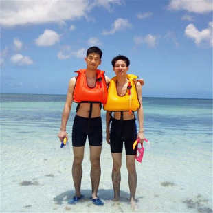 新款专业浮潜嘴吹气充气救生衣学游泳辅助衣浮力衣冲浪马甲救生衣