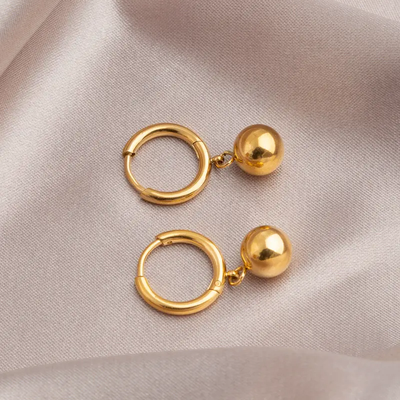 实心圆球钛钢耳环轻奢小众设计高级感耳扣简约气质百搭耳饰不掉色