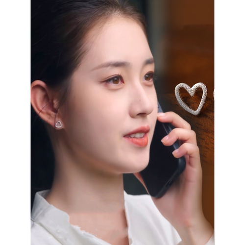 白清玫郭宇欣同款爱心耳钉女