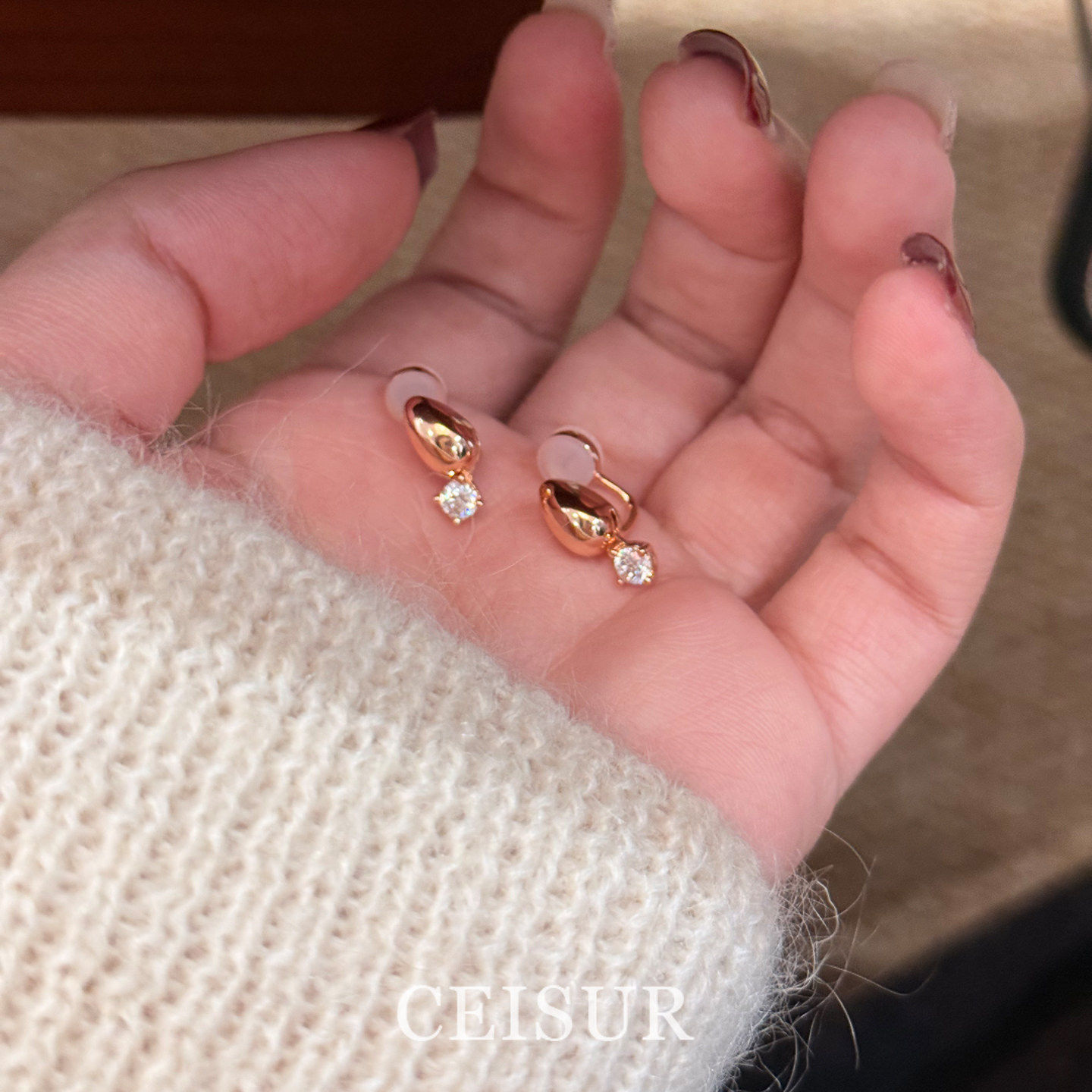 韩系金色水滴仿钻耳钉女独特气质百搭耳环小众漂亮无耳洞耳夹耳饰,饰品/流行首饰/时尚饰品新,耳钉,淘宝优惠券,粉丝福利购,淘宝优惠卷