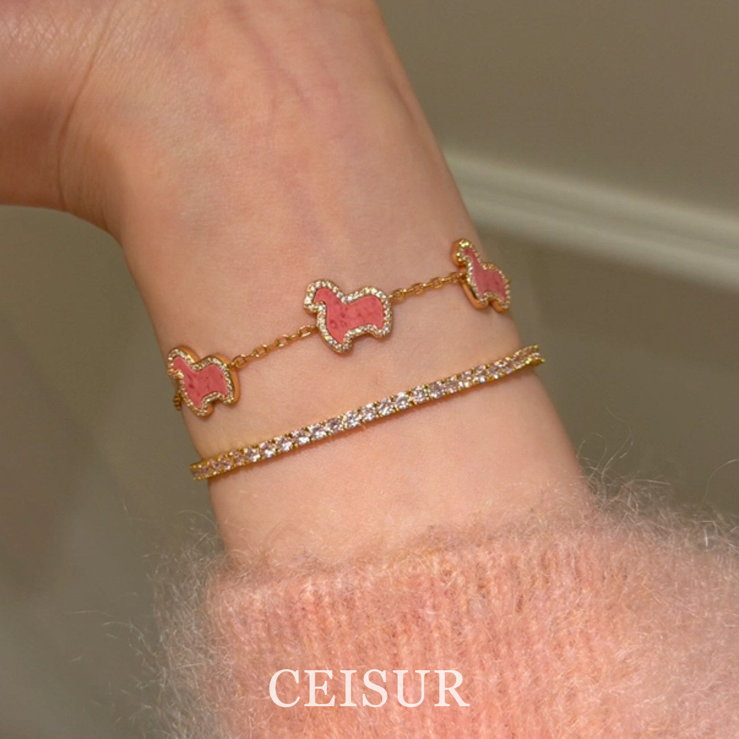 甜美粉色仿贝母小马手链女精致独特高颜值手串轻奢高级感闺蜜手饰,饰品/流行首饰/时尚饰品新,手链,淘宝优惠券,粉丝福利购,淘宝优惠卷