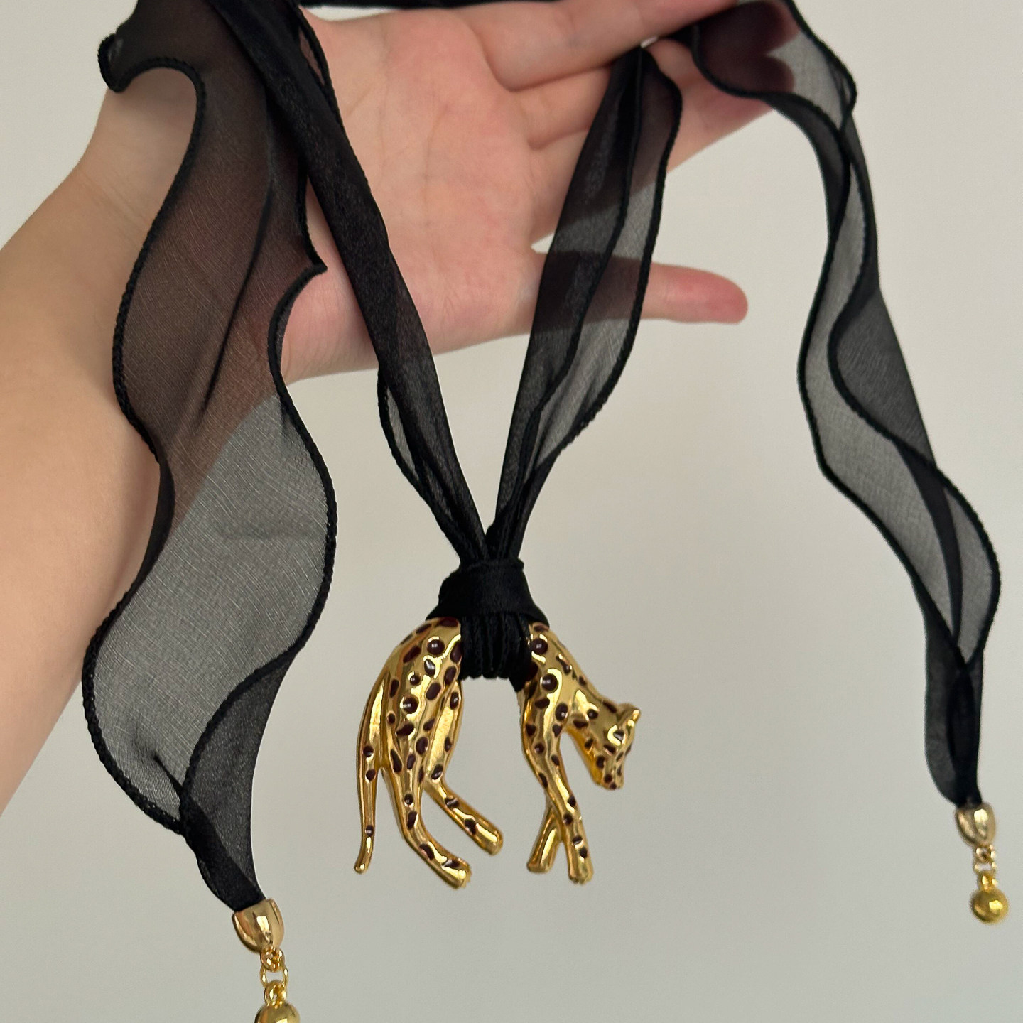 中古黑金钱豹子项链女独特小众设计颈链轻奢高级感毛衣链夸张配饰,饰品/流行首饰/时尚饰品新,项链,淘宝优惠券,粉丝福利购,淘宝优惠卷