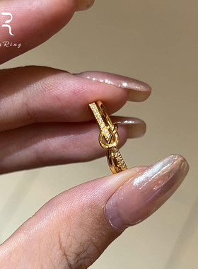 金色爆闪双环扭结戒指女