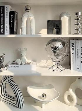 态生活现代客厅酒柜抽象条纹艺术装饰摆件高档个性小众样板间摆设