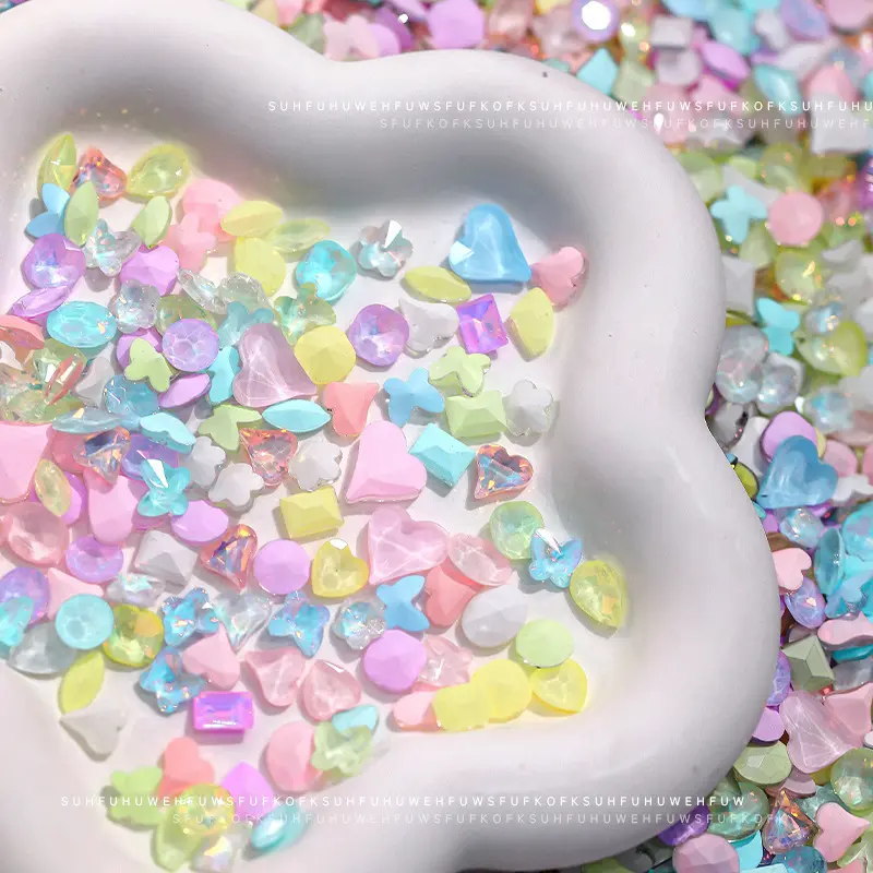 爆闪美甲钻混款网红摩卡尖底钻极光幻彩歪心肥方美甲饰品指甲装饰