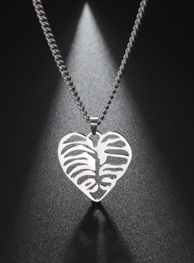新品朋克风镂空胸骨爱心吊坠不锈钢项链饰品毛衣链配饰电镀心形