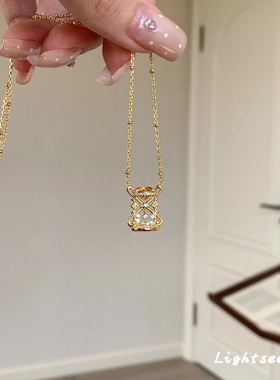 法式爆闪沙漏吊坠项链女配饰