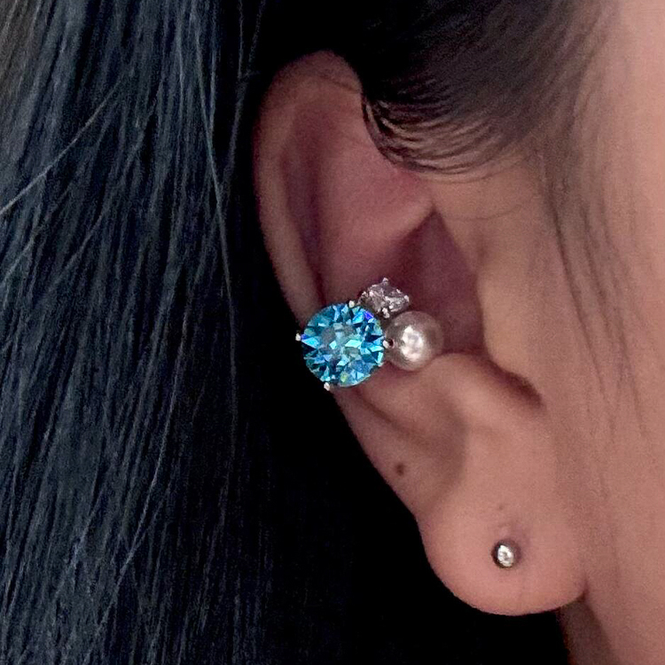 巨闪冰透仿钻耳骨夹耳钉