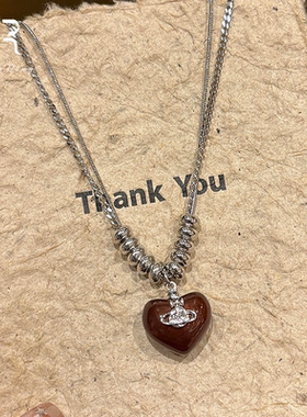 秋冬复古爱心吊坠串珠项链配饰