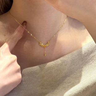 金色天使之翼项链女2025新爆款精致吊坠轻奢小众高级感锁骨链配饰