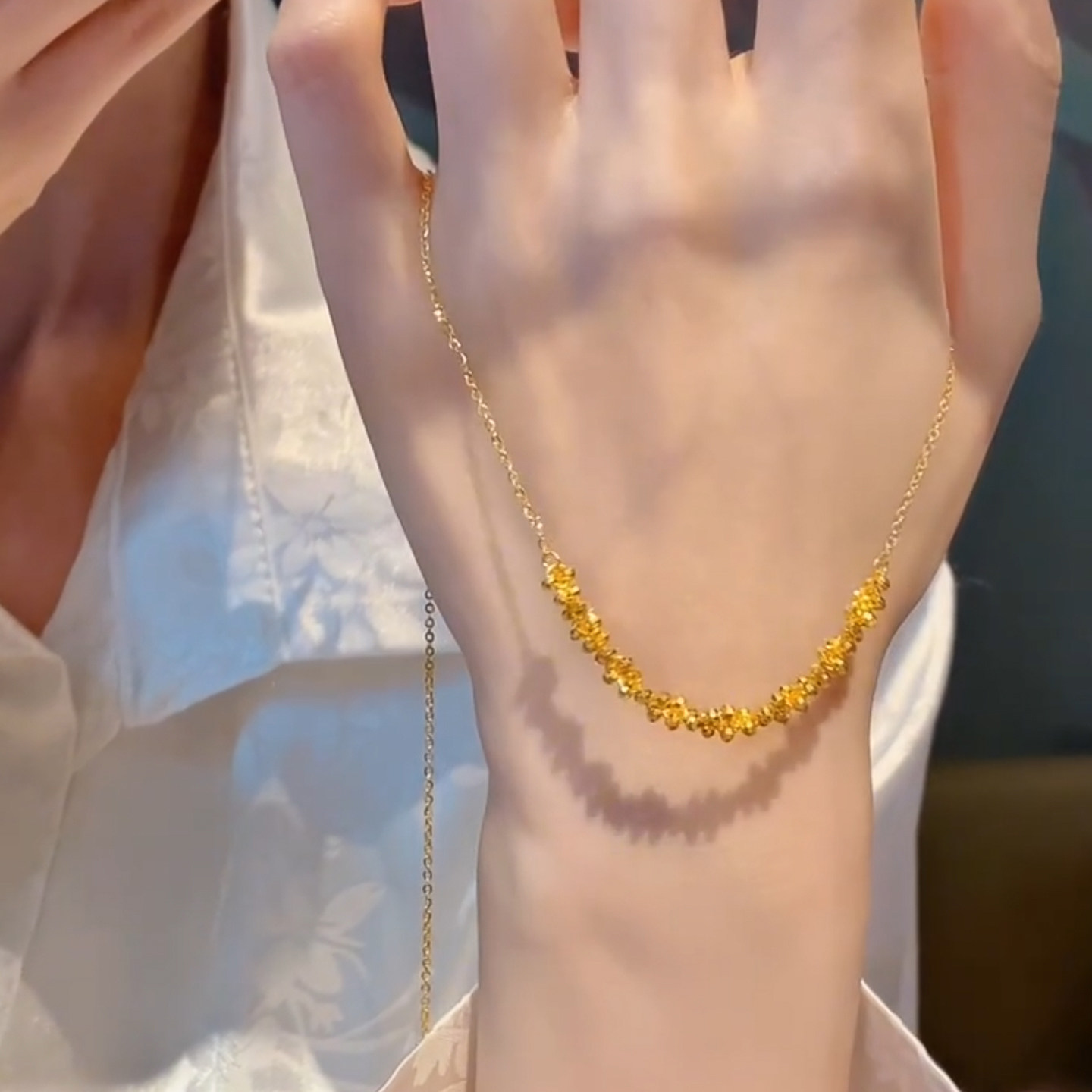 复古爆闪金色蕾丝蹦迪珠项链配饰新中式轻奢高级感小众精致毛衣链,饰品/流行首饰/时尚饰品新,项链,淘宝优惠券,粉丝福利购,淘宝优惠卷