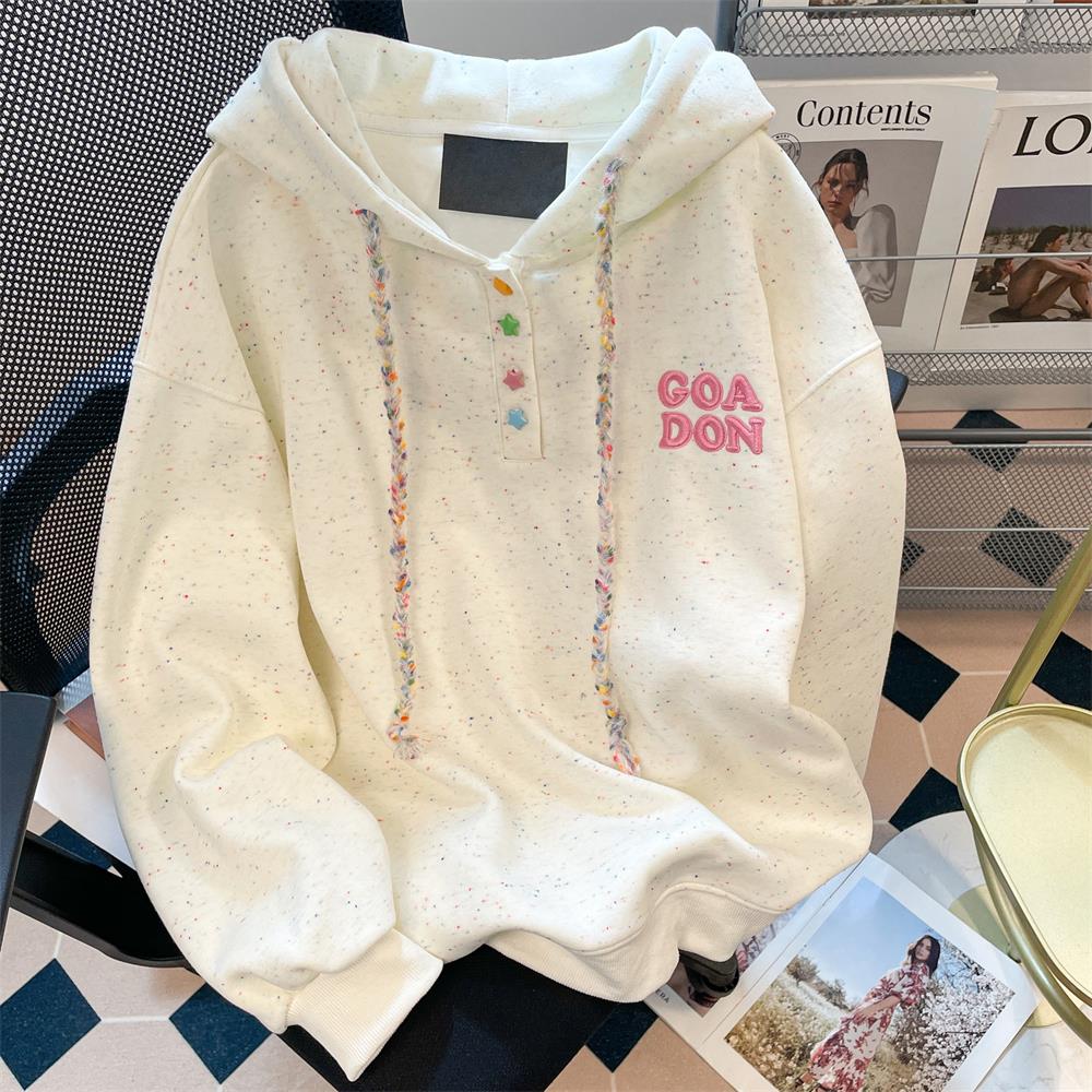 韩系巨好看的彩点刺绣字母卫衣女甜美宽松2025正流行百搭连帽外套